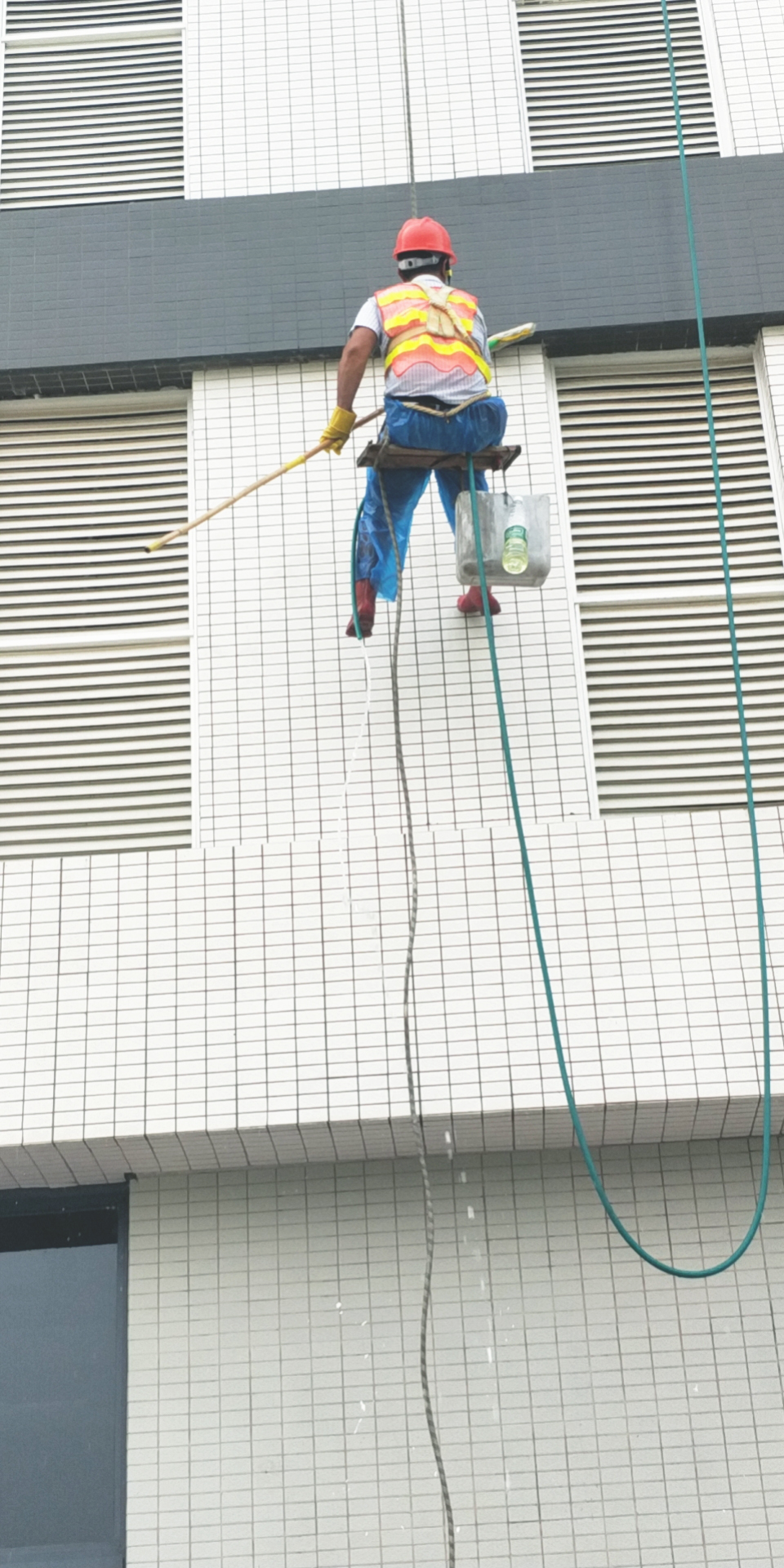 廣州外墻清洗對于外墻清洗你了解一些什么？